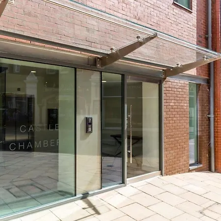 Castle Chambers Apartment *